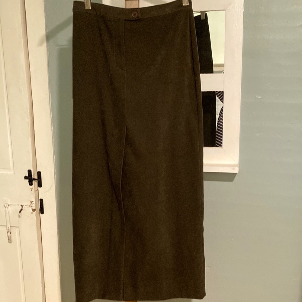 Long Straight Faux”Suede” Skirt made by Express. Mossy/Forest Green/Olive Color.